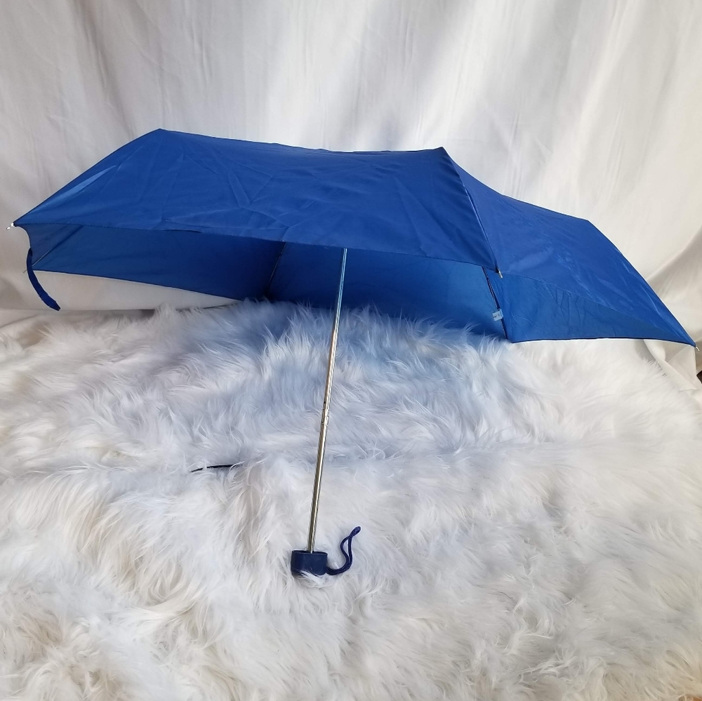 🌵3for10🌵 Rain Zone Blue Umbrella ☔